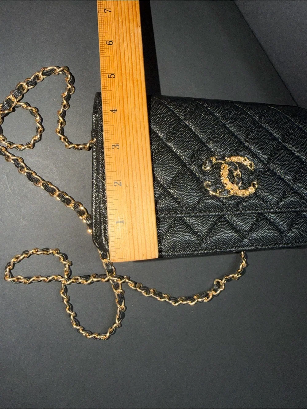 Chanel beaute makeup bag cosmetic chain quilted leather wallet on chain - Picture 10 of 11